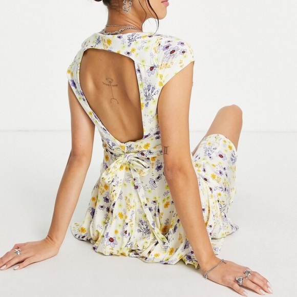 Free People It Takes Two floral wrap dress in cream S - Picture 3 of 9